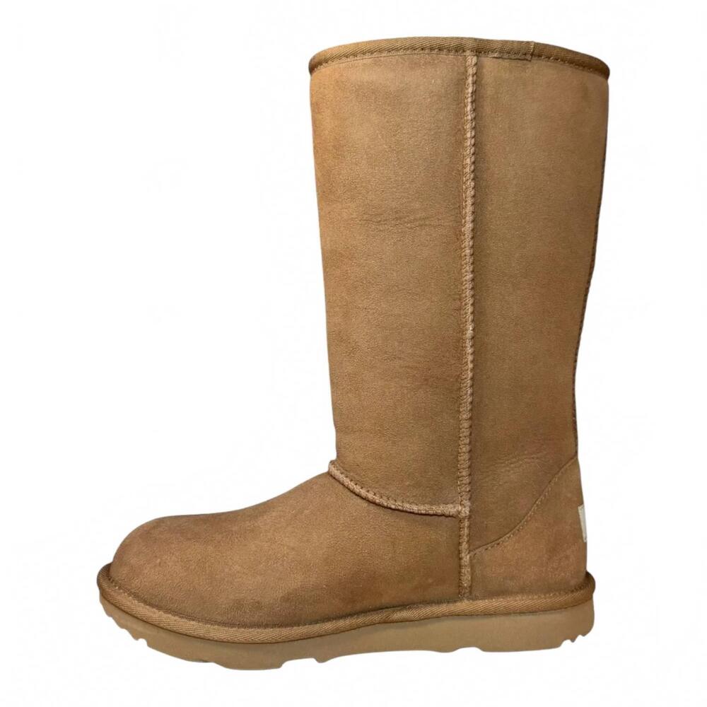 NEW UGG kid's classic tall ii boots in chestnut